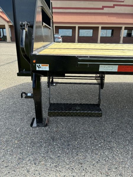 New 2025 Delta Mfg 210GN 32' x 8'6" GN Flatbed Trailer