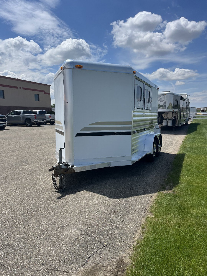 New 2002 4 Star 2H Slant BP Horse Trailer