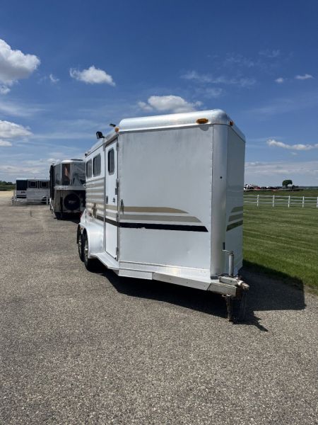 New 2002 4 Star 2H Slant BP Horse Trailer
