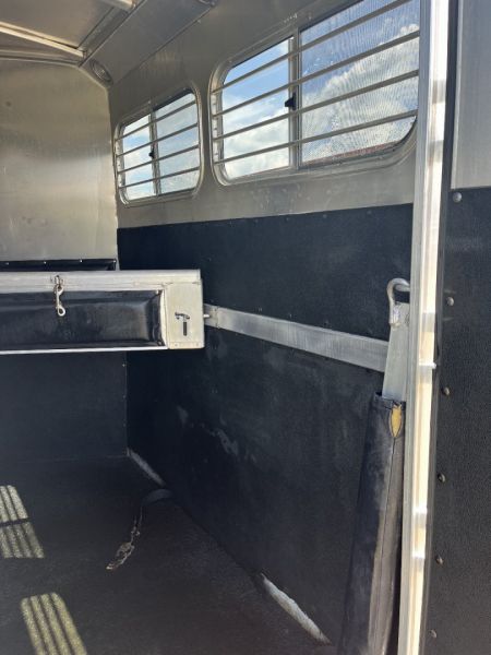 New 2002 4 Star 2H Slant BP Horse Trailer