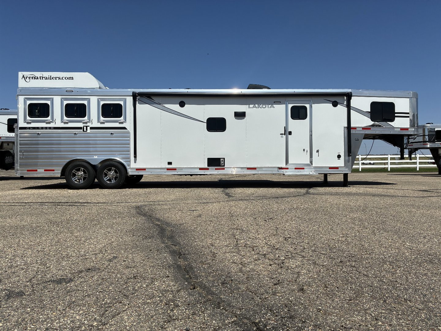 New 2025 Lakota 3H 15' LQ Charger