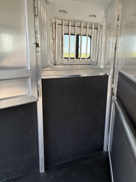 New 2025 Lakota 3H 15' LQ Charger