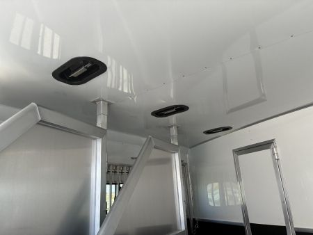 New 2025 Lakota 3H 15' LQ Charger