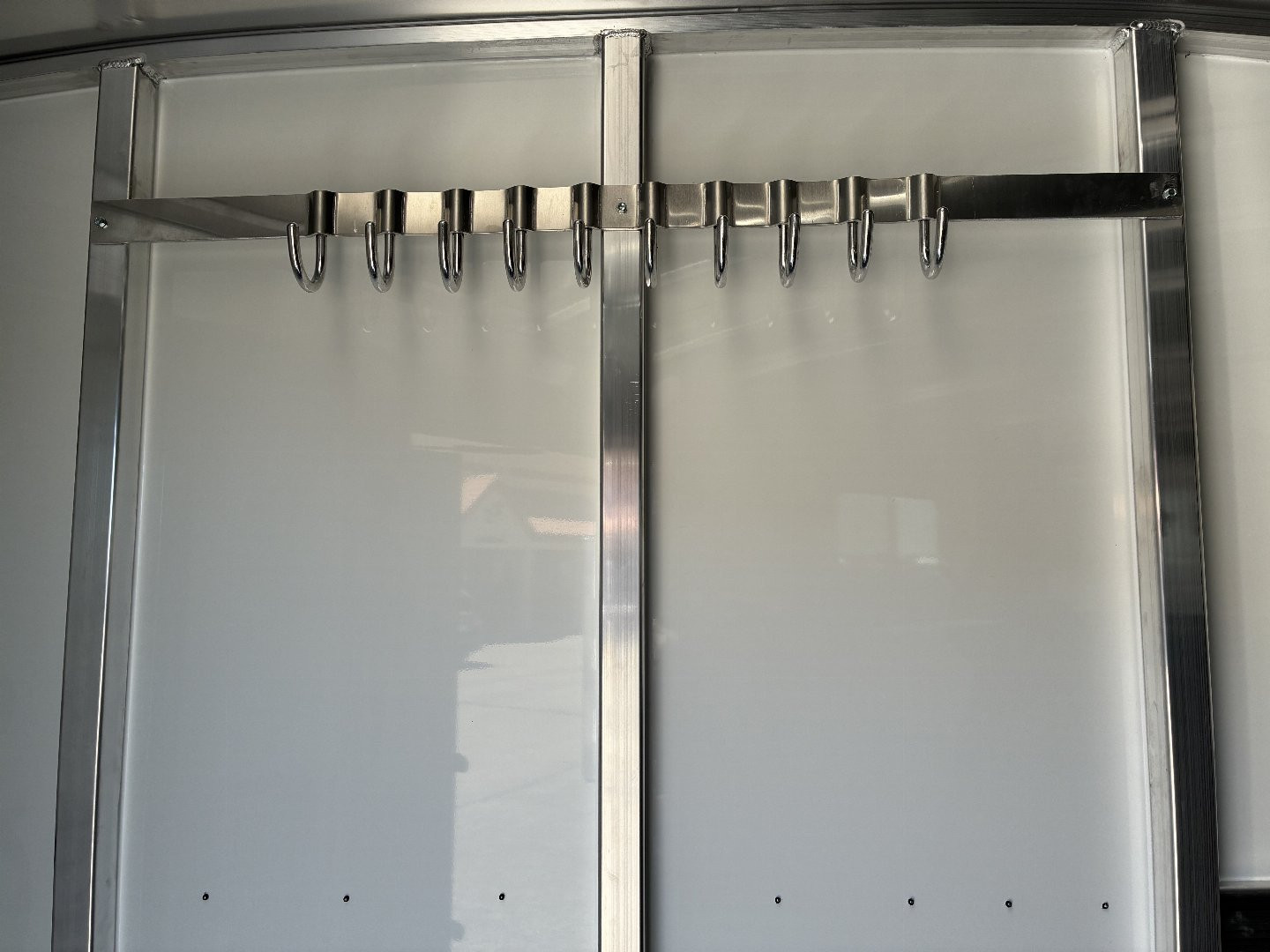 New 2026 4-Star Trailers 3H GN Horse Trailer