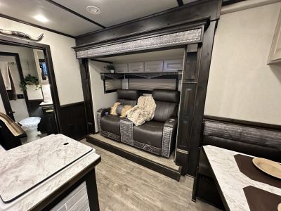 New 2025 Cimarron Trailers 3H 14' Trail Boss LQ Horse Trailer