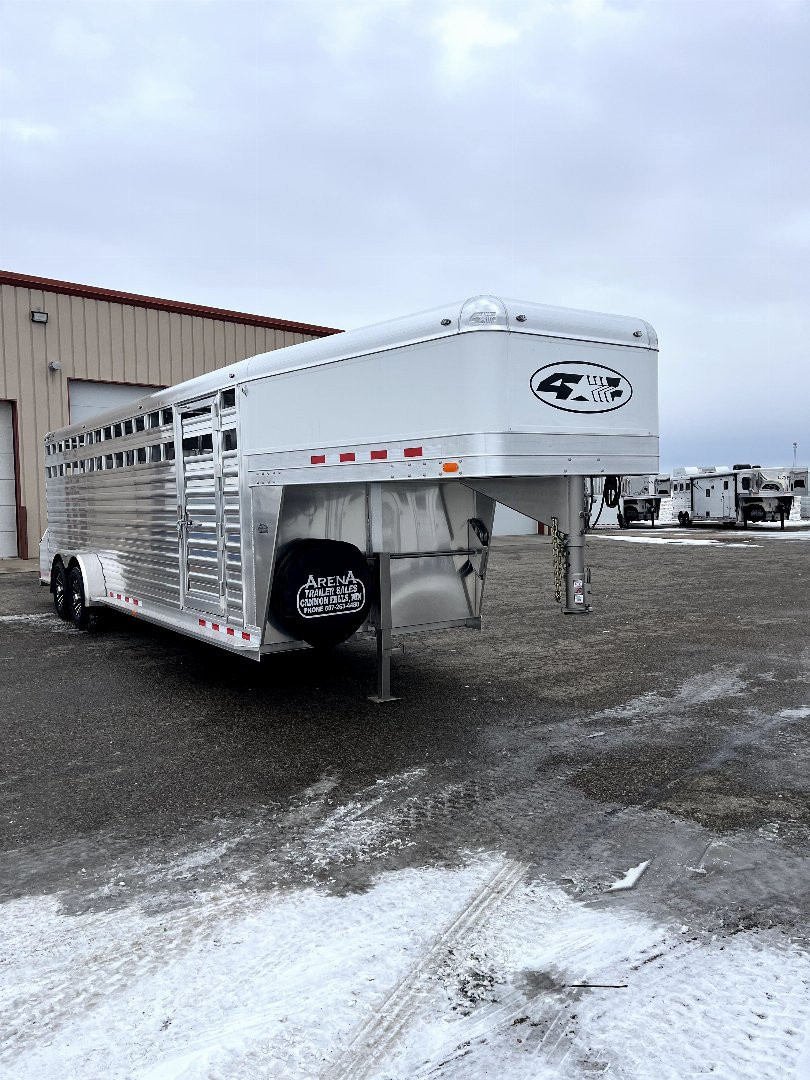 New 2025 4-Star Trailers 24' St GN Trailer