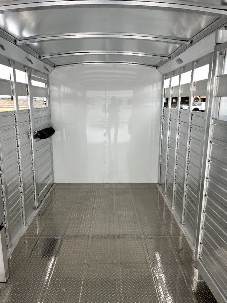 New 2025 4-Star Trailers 20' St/Combo GN Trailer