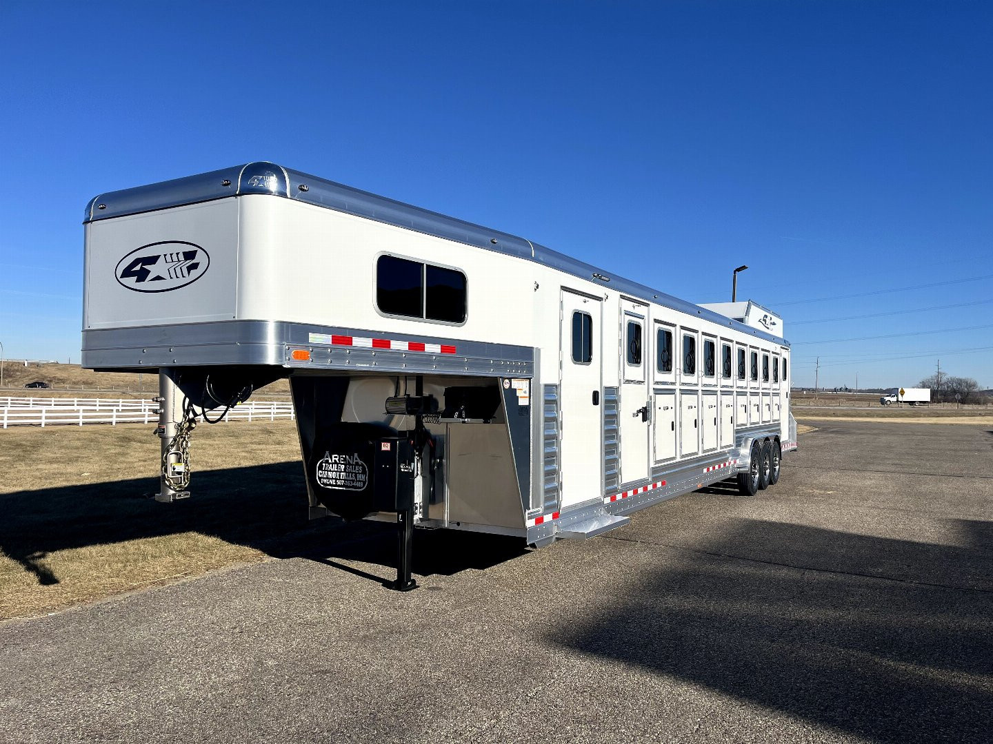New 2025 4-Star Trailers 9H GN w/ Super Tack Horse Trailer