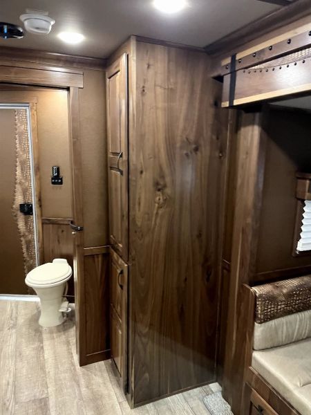 New 2025 SMC 3H 14' LQ L8314SSR Horse Trailer