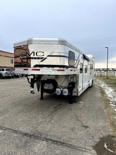 New 2025 SMC 3H 14' LQ L8314SSR Horse Trailer