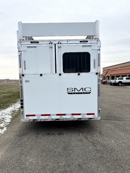 New 2025 SMC 3H 14' LQ L8314SSR Horse Trailer