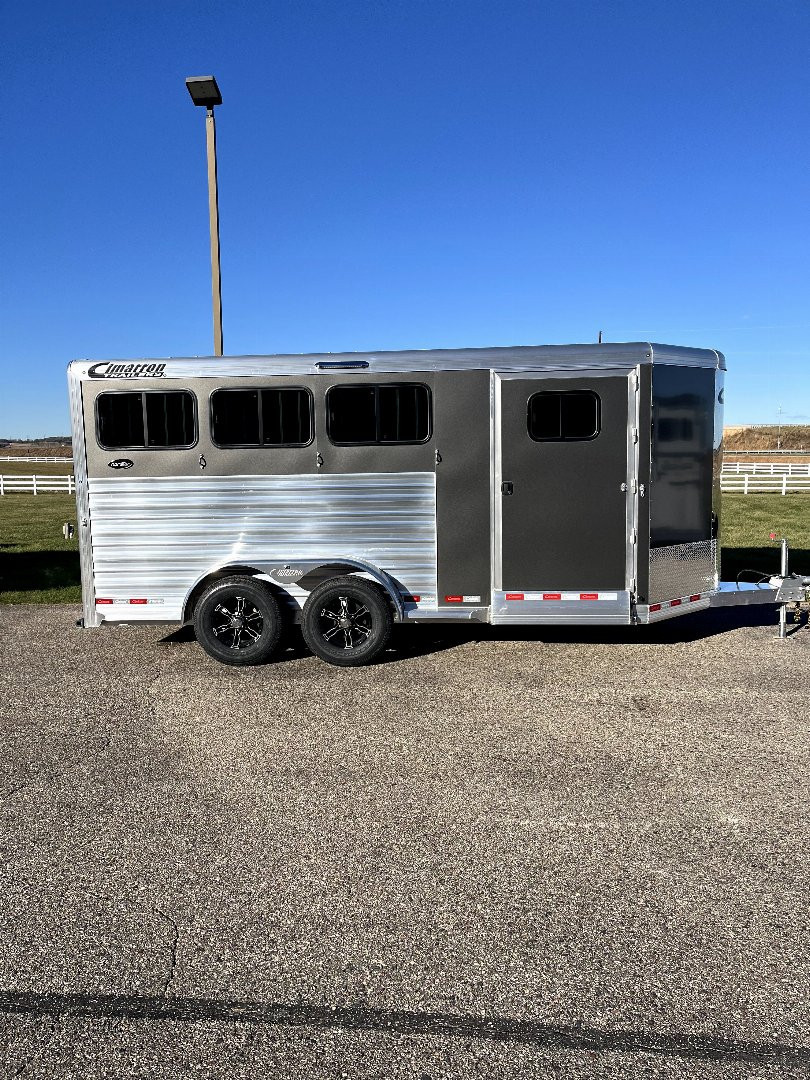 New 2025 Cimarron Trailers 3H BP RTG Horse Trailer