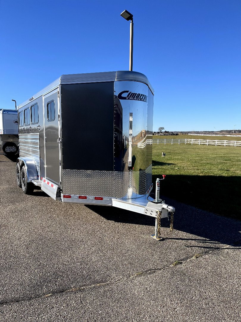 New 2025 Cimarron Trailers 3H BP RTG Horse Trailer