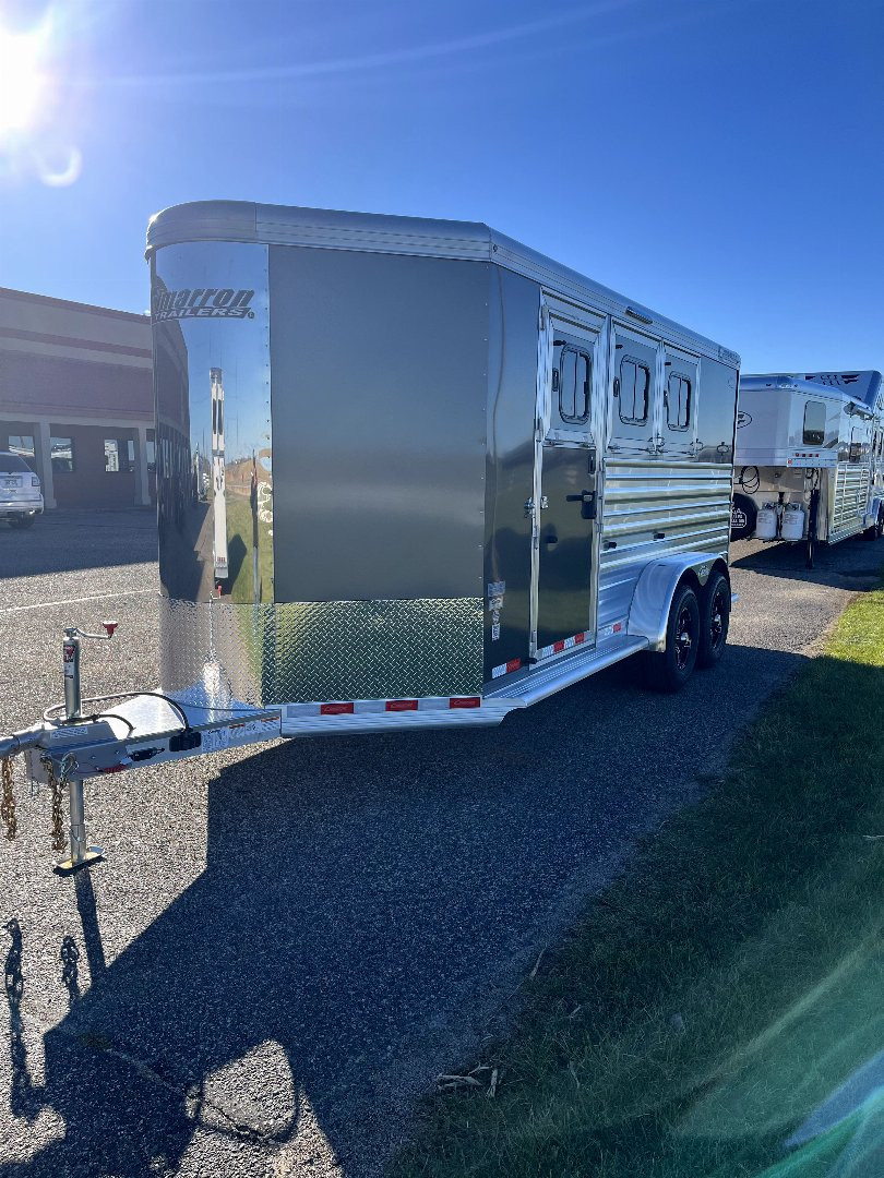 New 2025 Cimarron Trailers 3H BP RTG Horse Trailer
