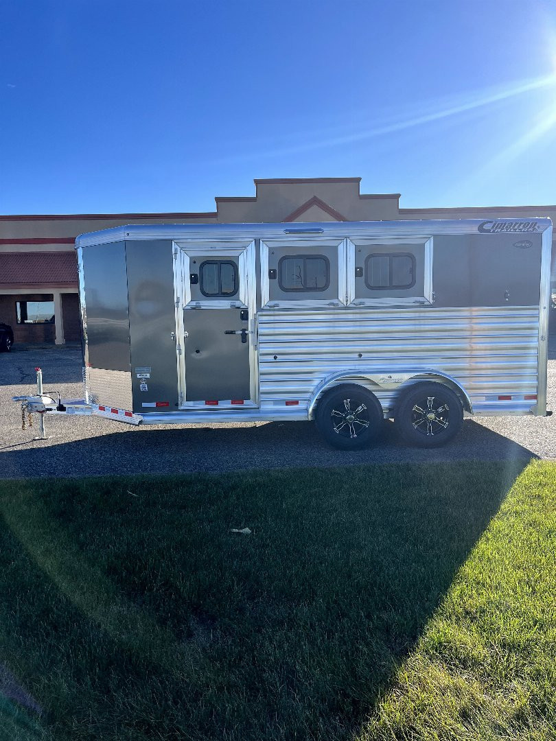 New 2025 Cimarron Trailers 3H BP RTG Horse Trailer