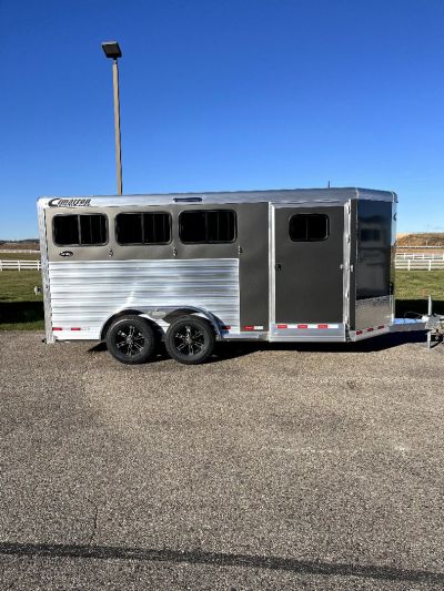 New 2025 Cimarron Trailers 3H BP RTG Horse Trailer