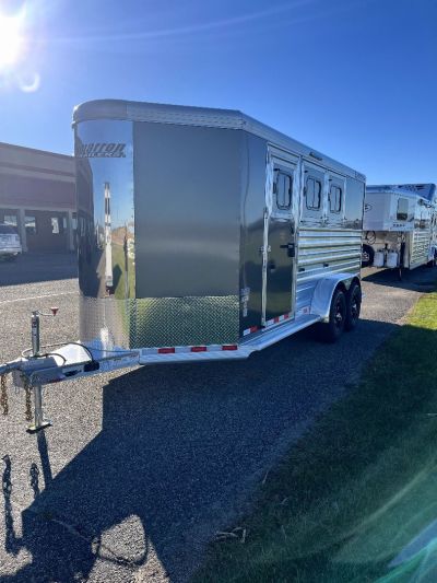 New 2025 Cimarron Trailers 3H BP RTG Horse Trailer