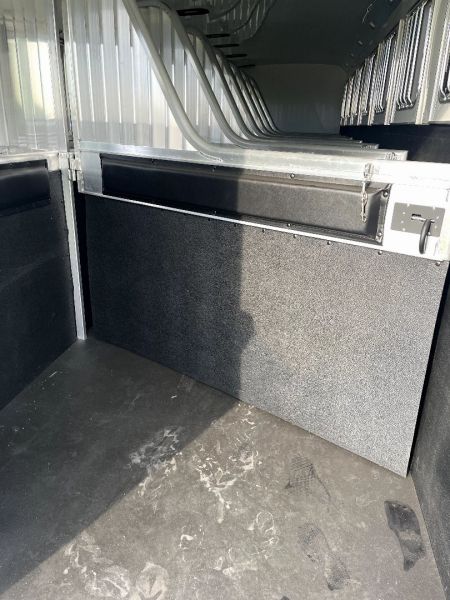 New 2025 4-Star Trailers 8H Super Tack GN Horse Trailer