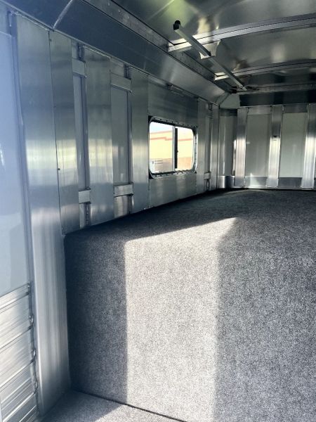 New 2025 4-Star Trailers 8H Super Tack GN Horse Trailer