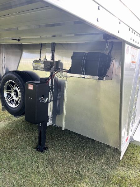 New 2025 4-Star Trailers 8H Super Tack GN Horse Trailer