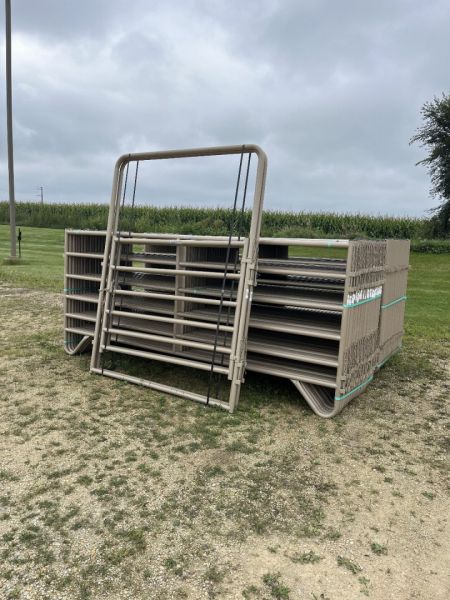New 2025 Hutchison HW Brand Equine Panel Six Rail 12' - MK Korrals Farm / Ranch