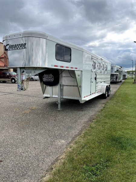 New 2025 Cimarron Trailers 4H GN RTG Horse Trailer