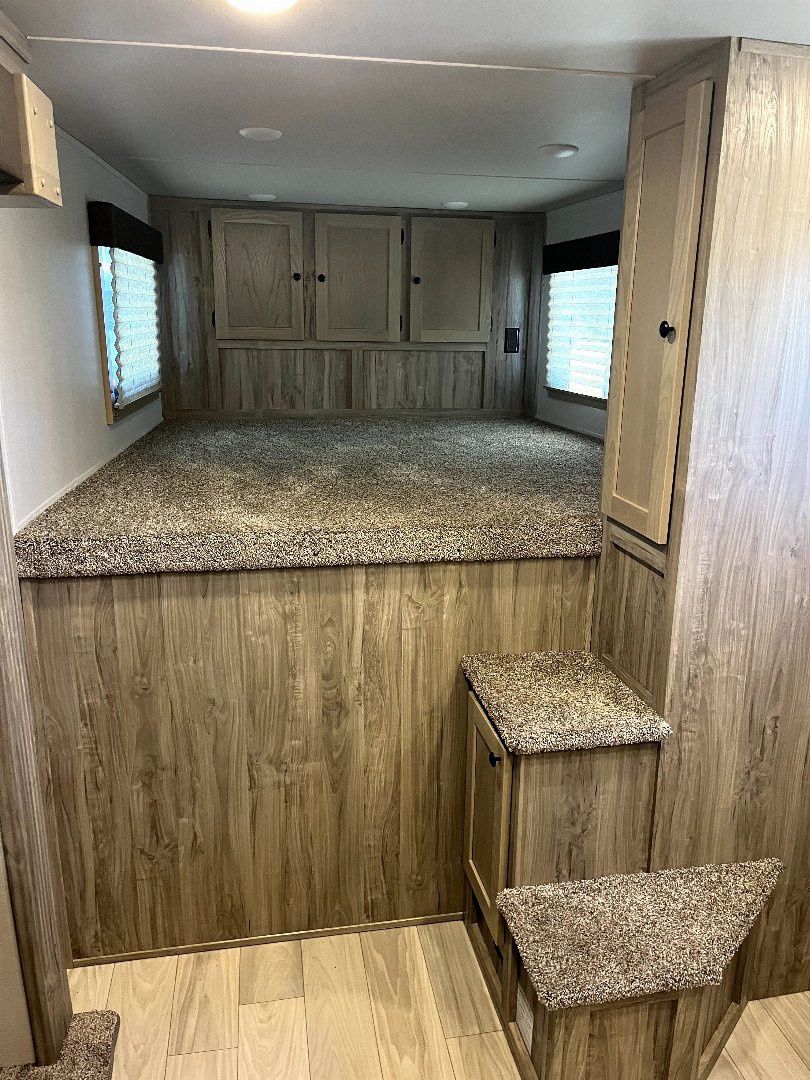 New 2025 SMC 12' LE 9' LQ Patriot Stock/Combo Trailer