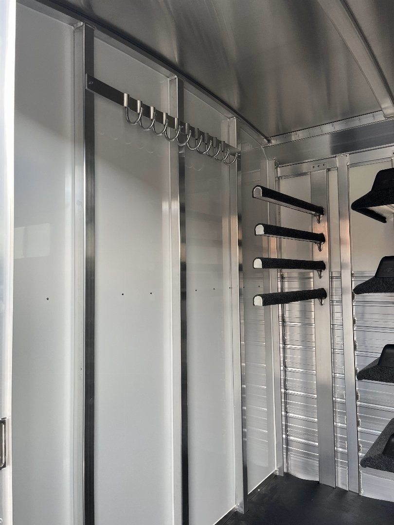 New 2025 4-Star Trailers 7'x24' Stock Combo GN Stock / Stock Combo Trailer