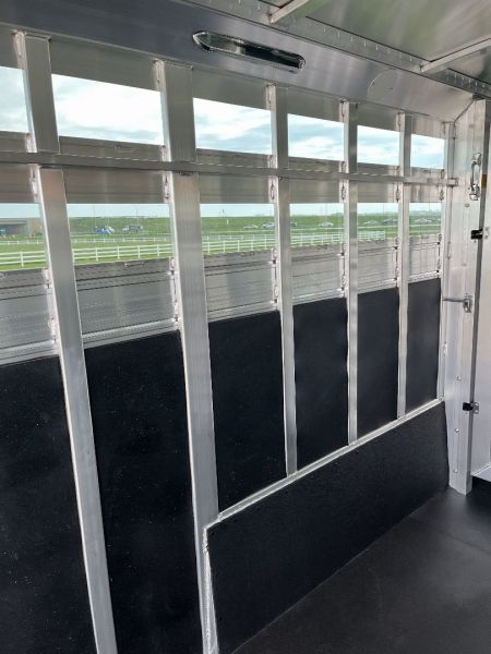 New 2025 4-Star Trailers 7'x24' Stock Combo GN Stock / Stock Combo Trailer