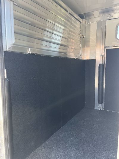 New 2027 4-Star Trailers 6-9 Horse Head to Head Horse Trailer