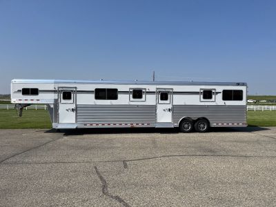 New 2027 4-Star Trailers 6-9 Horse Head to Head Horse Trailer