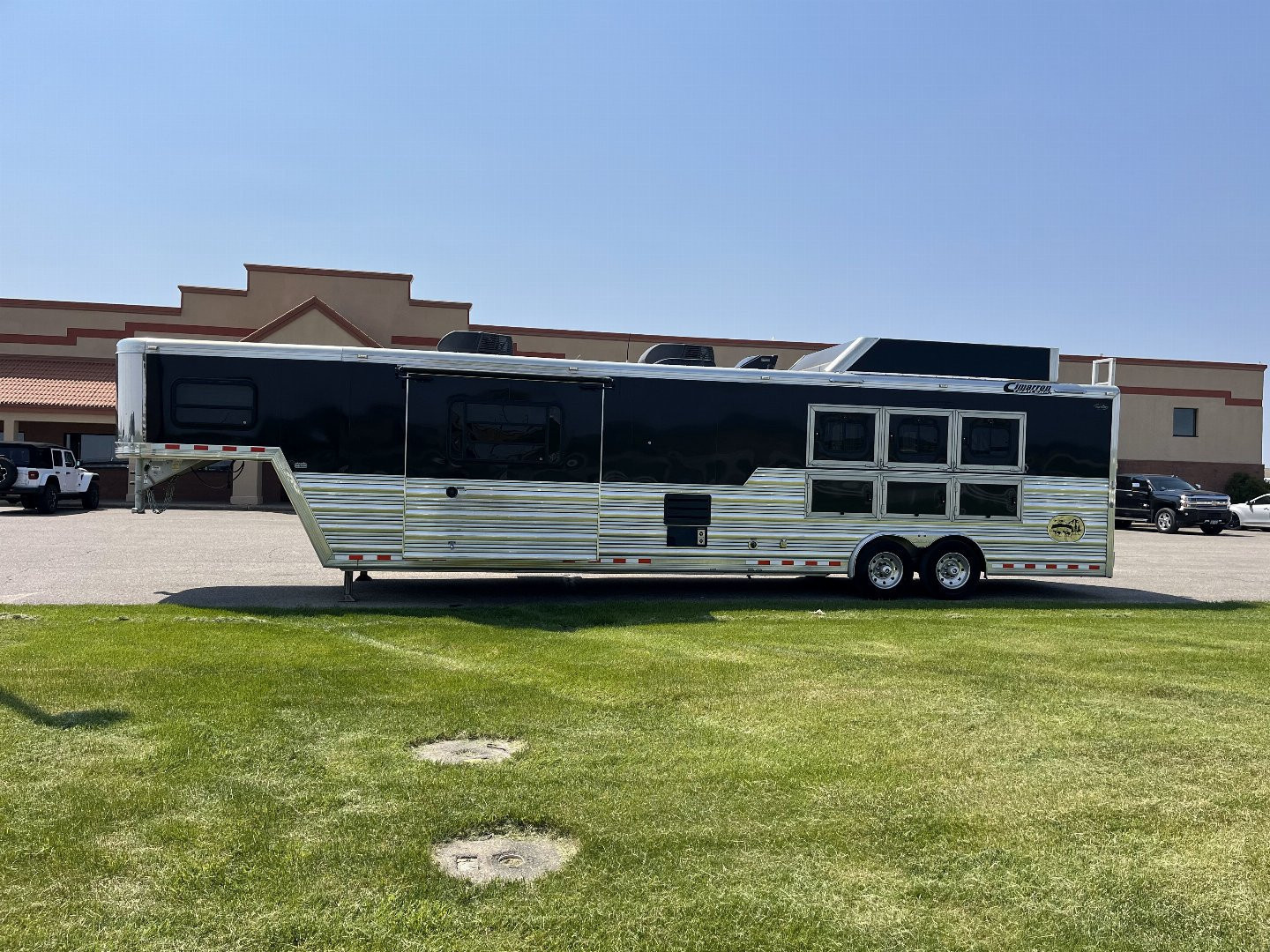 Used 2014 Cimarron Trailers 3H 17' Trail Boss LQ Horse Trailer