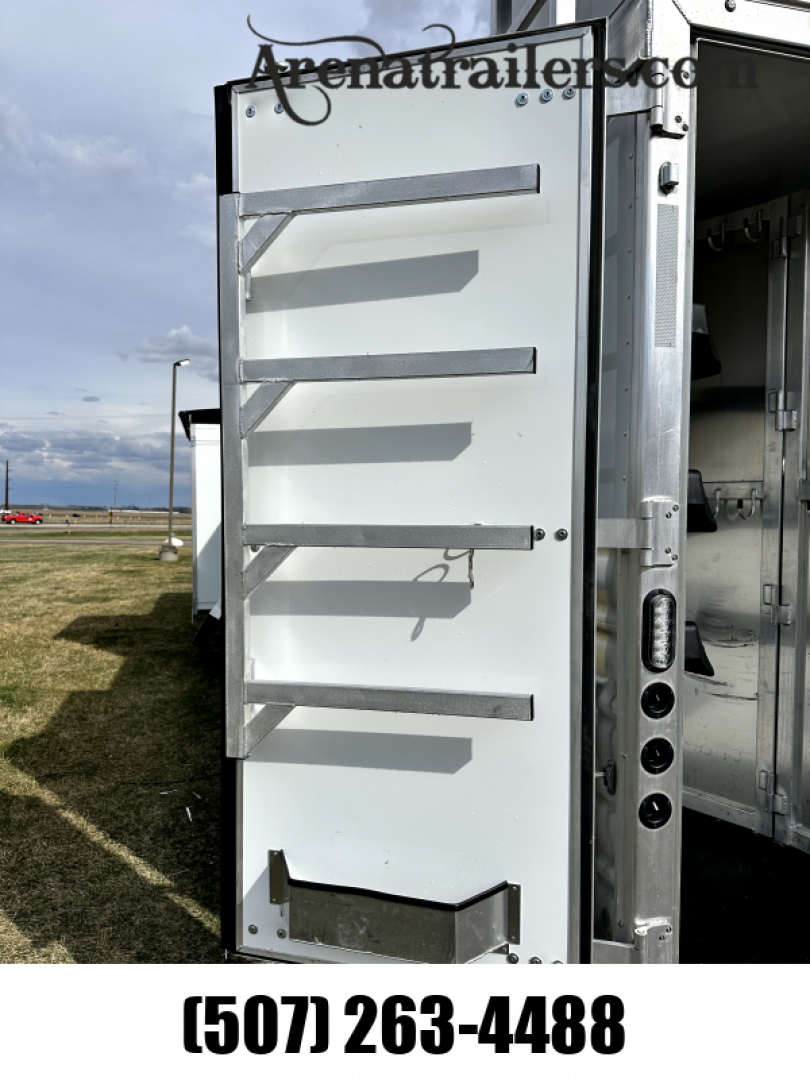 Used 2023 Lakota 3H 15' LQ  Horse Trailer