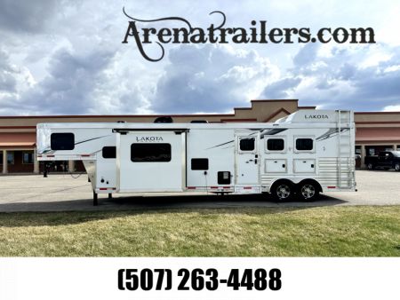 Used 2023 Lakota 3H 15' LQ  Horse Trailer