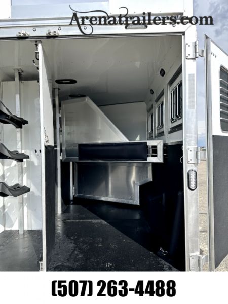 Used 2023 Lakota 3H 15' LQ  Horse Trailer