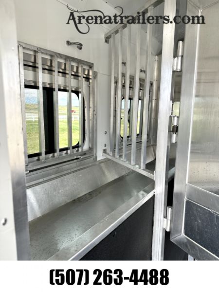 Used 2023 Lakota 3H 15' LQ  Horse Trailer