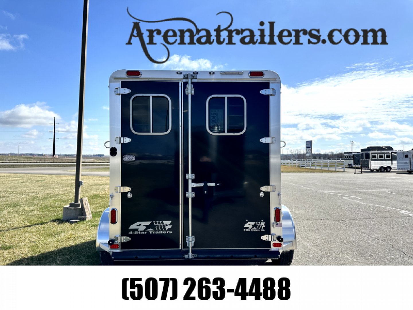 New 2025 4-Star Trailers 2H BP Horse Trailer