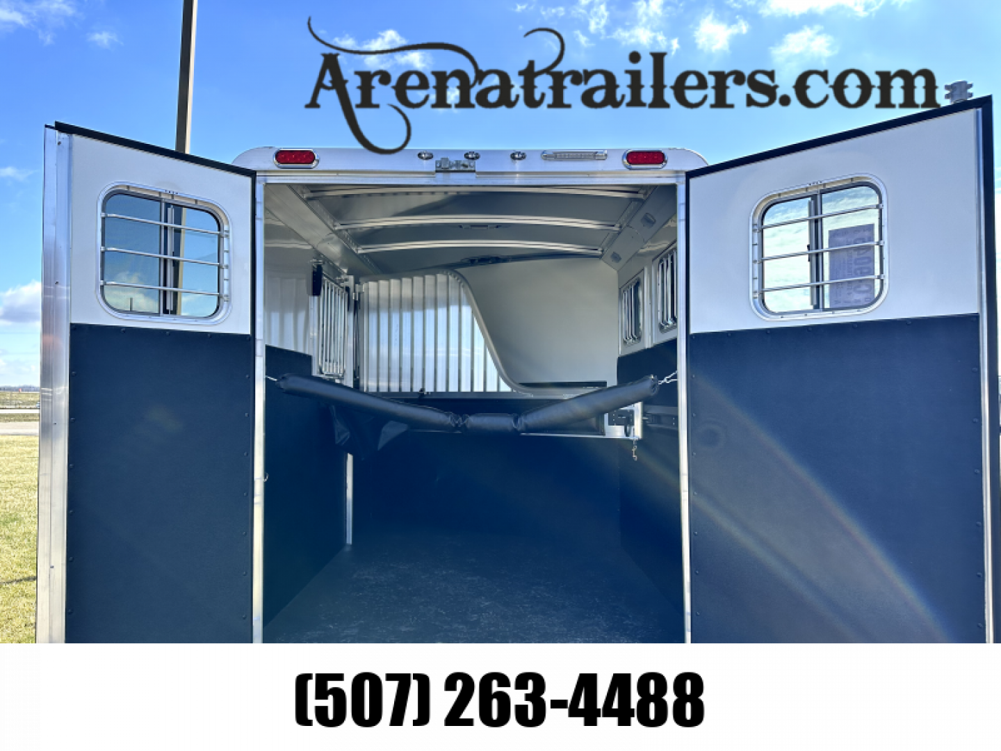 New 2025 4-Star Trailers 2H BP Horse Trailer