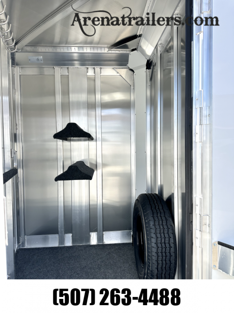 New 2025 4-Star Trailers 2H BP Horse Trailer