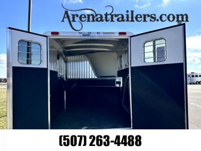New 2025 4-Star Trailers 2H BP Horse Trailer