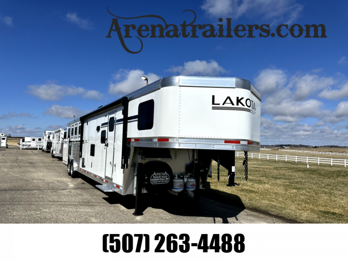 New 2025 Lakota 4H 13' LQ AC8413 Horse Trailer