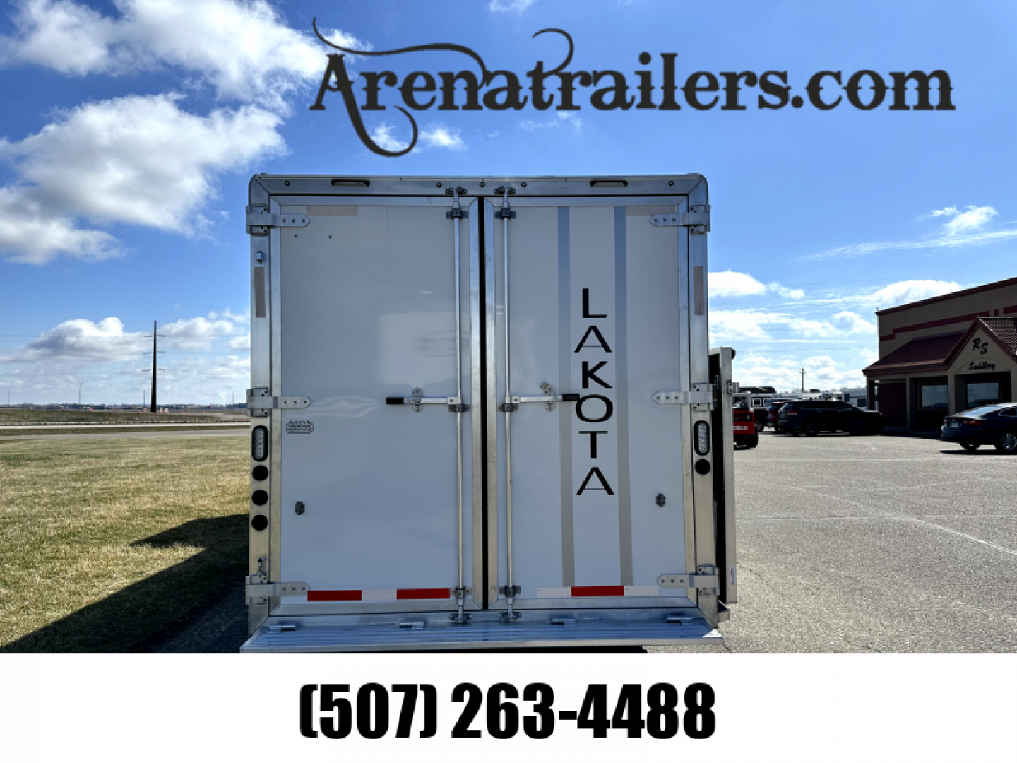 New 2025 Lakota 4H 13' LQ AC8413 Horse Trailer