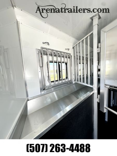 New 2025 Lakota 4H 13' LQ AC8413 Horse Trailer