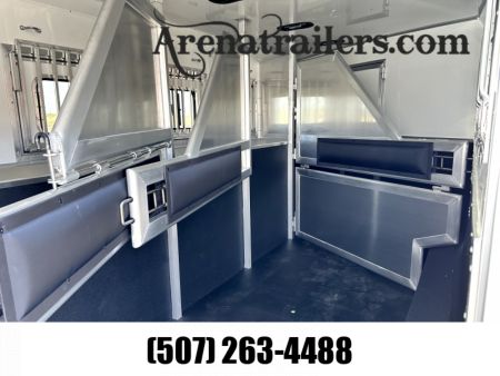 New 2025 Lakota 4H 13' LQ AC8413 Horse Trailer