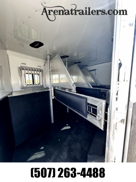 New 2025 Lakota 4H 13' LQ AC8413 Horse Trailer