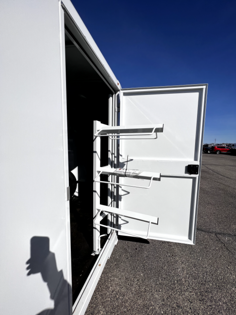 New 2024 Titan Trailers 2H BP Primo Horse Trailer