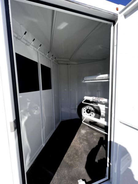 New 2024 Titan Trailers 2H BP Primo Horse Trailer