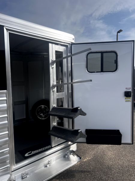 New 2024 Cimarron Trailers 2H BP RTG Horse Trailer