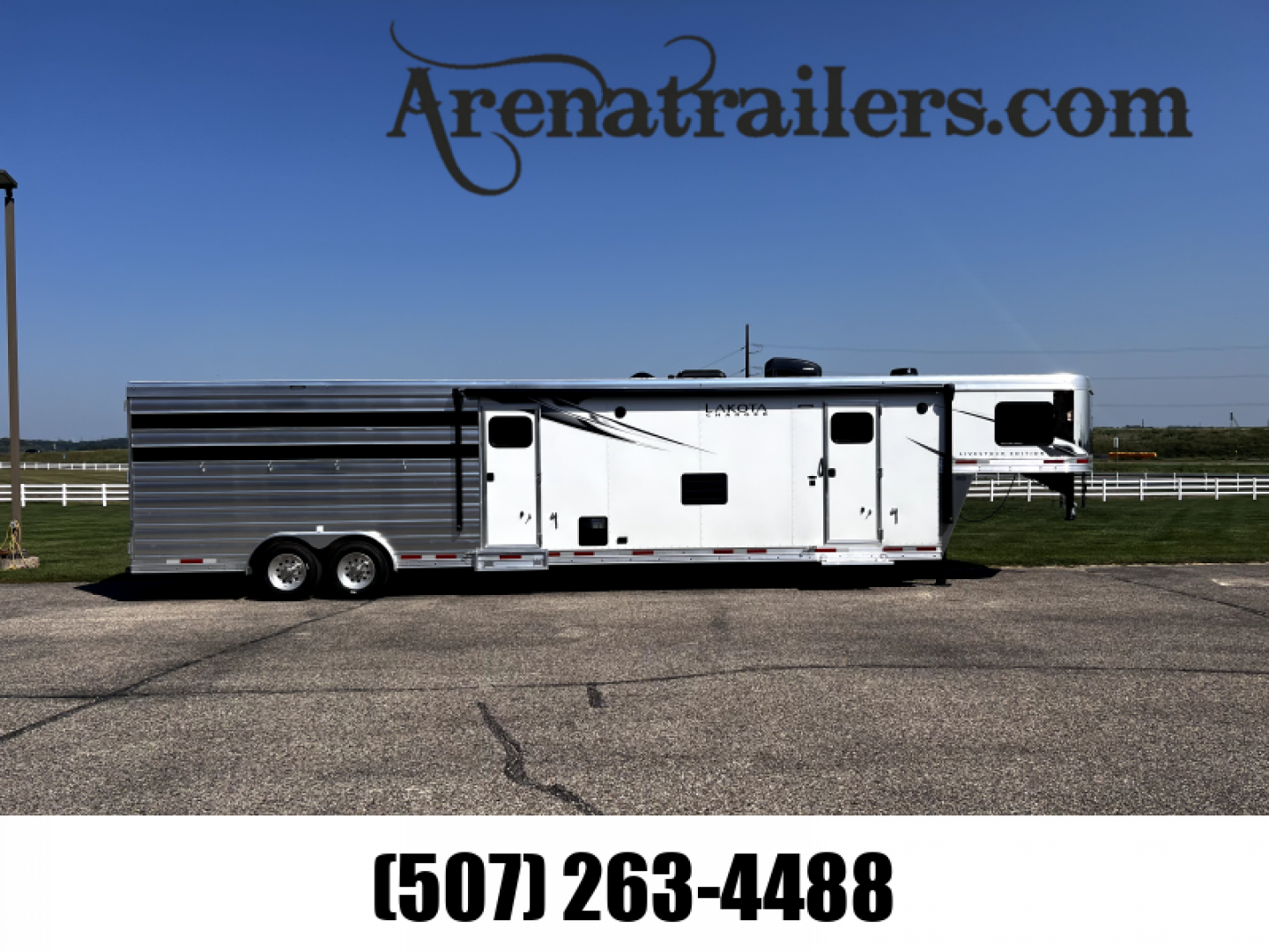 New 2024 Lakota 14' LE 13' LQ LE81413 Horse Trailer