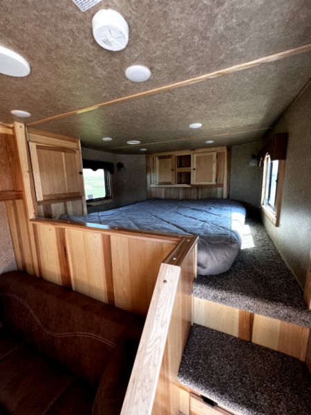 New 2024 Lakota 14' LE 13' LQ LE81413 Horse Trailer